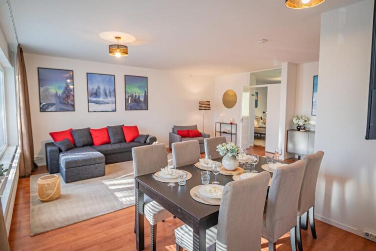 Living room and dining table at Nine Pines, Rovaniemi