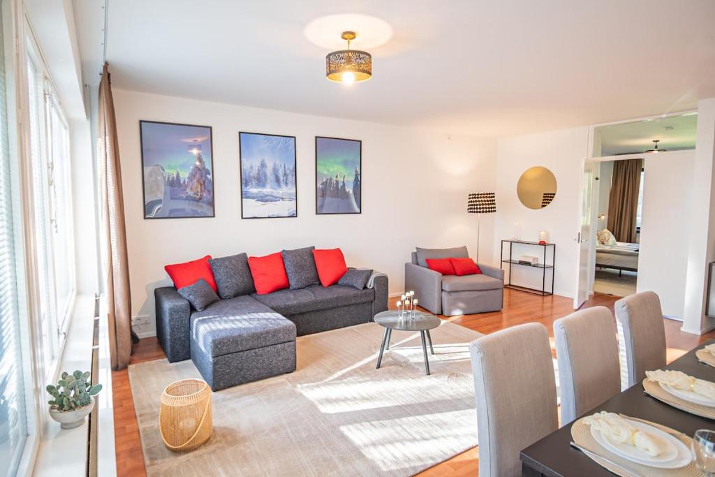 Living room of Nine Pines family apartment in Rovaniemi
